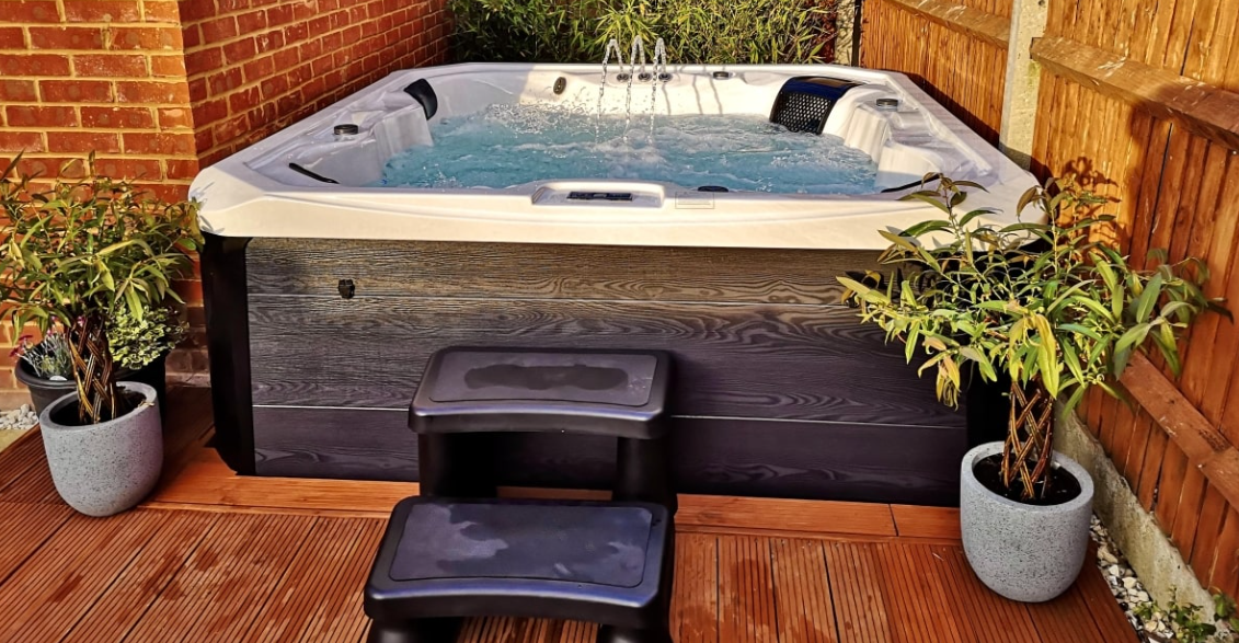 Make The Best of a Hot Tubs Sale With These Customer Tips