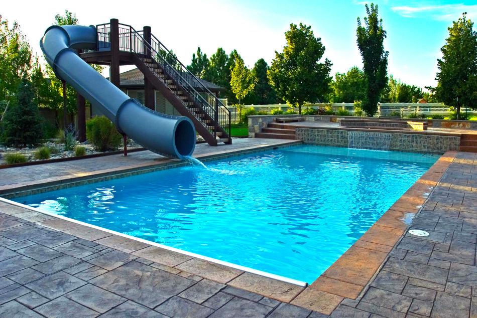 outdoor pool installation